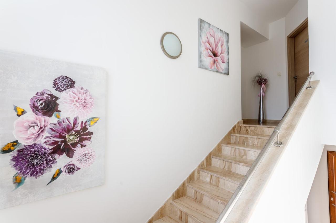 Luxury Apartments Budimir Podstrana Exterior photo