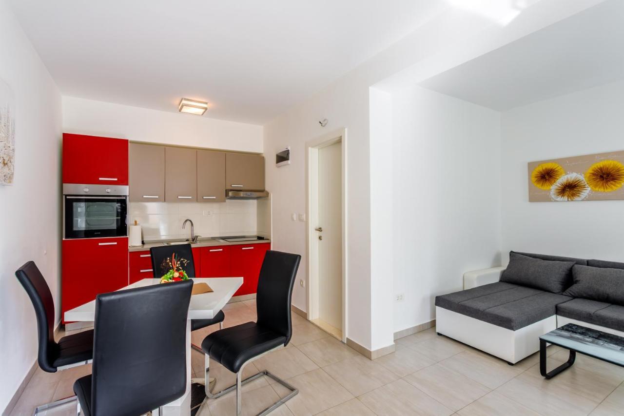 Luxury Apartments Budimir Podstrana Exterior photo
