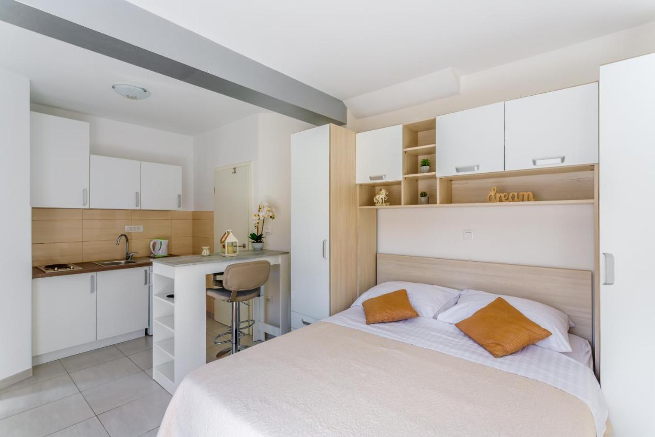 Luxury Apartments Budimir Podstrana Exterior photo