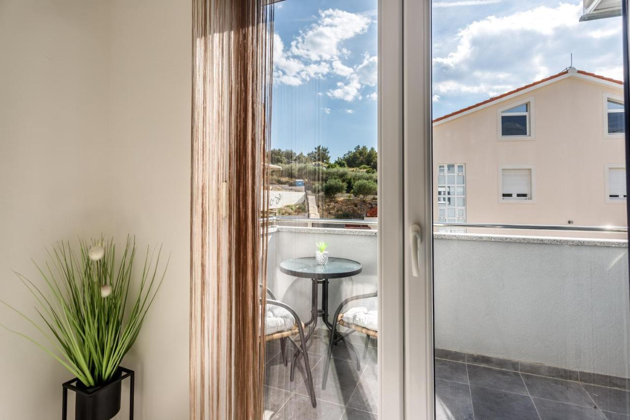 Luxury Apartments Budimir Podstrana Exterior photo