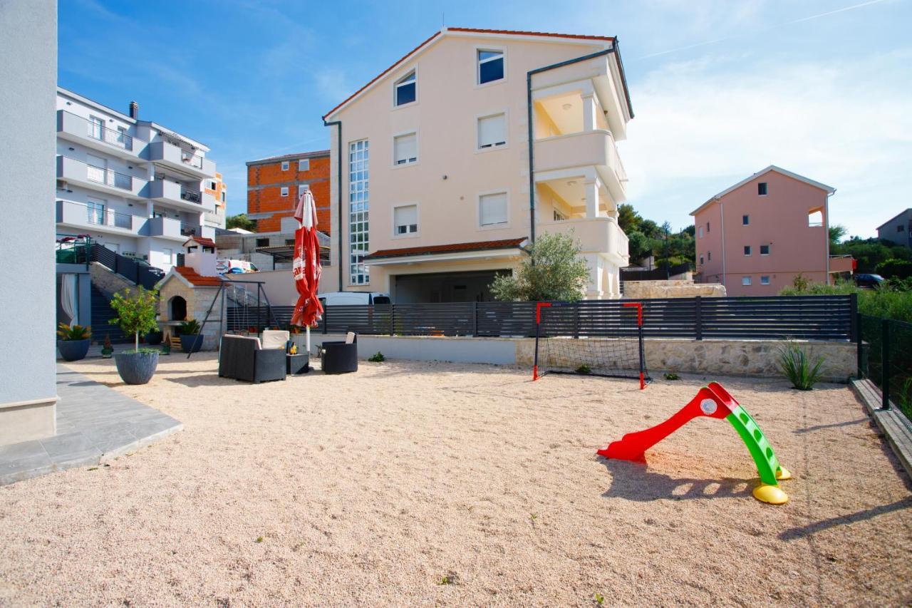 Luxury Apartments Budimir Podstrana Exterior photo