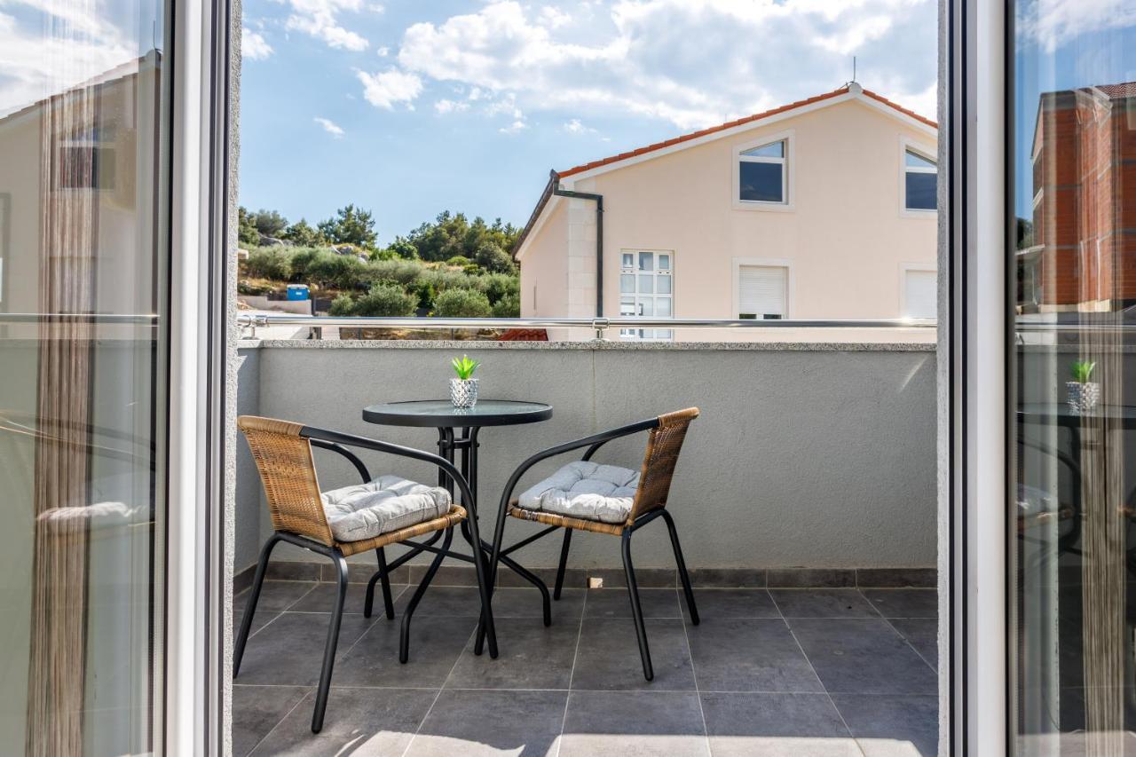 Luxury Apartments Budimir Podstrana Exterior photo