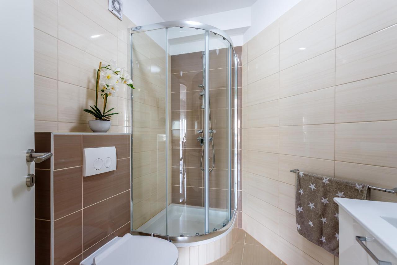 Luxury Apartments Budimir Podstrana Exterior photo