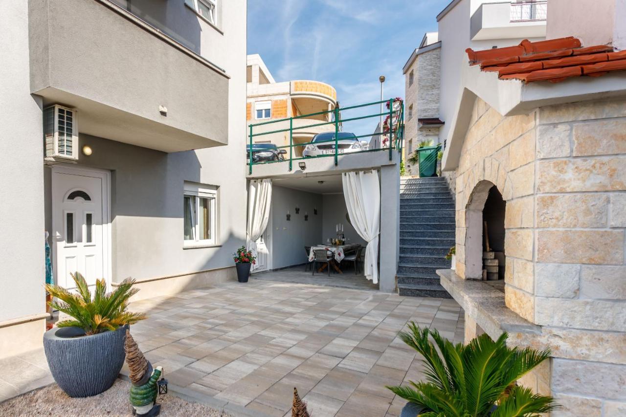 Luxury Apartments Budimir Podstrana Exterior photo