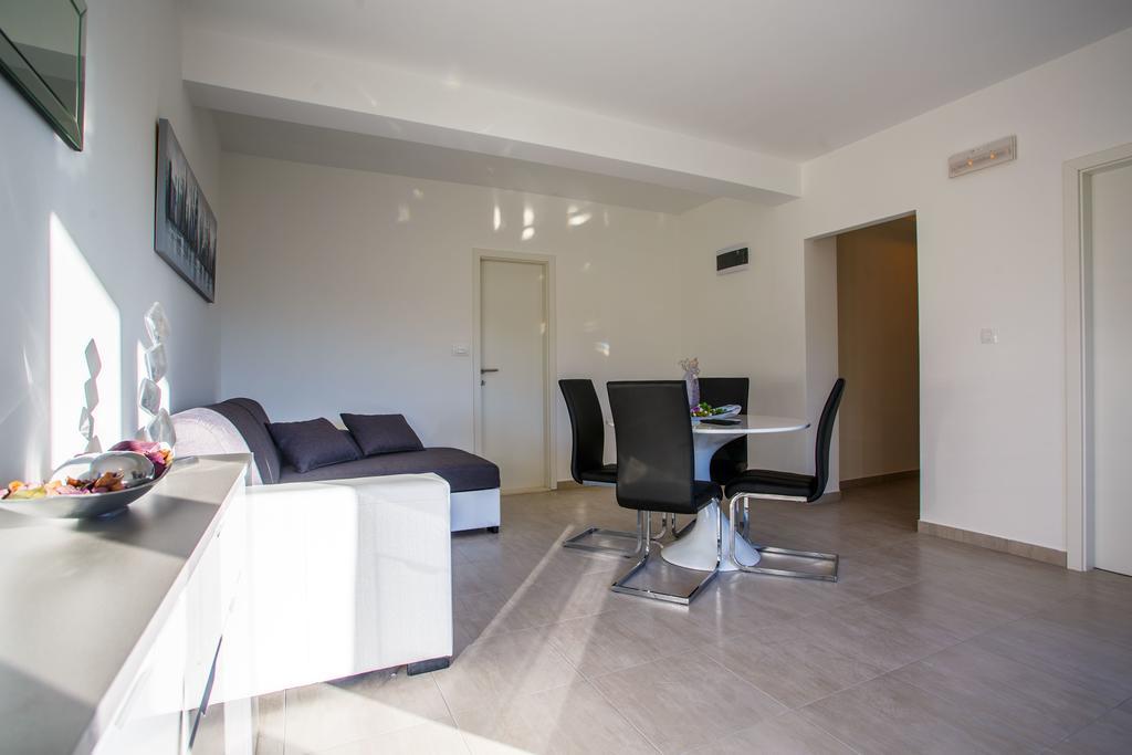 Luxury Apartments Budimir Podstrana Exterior photo