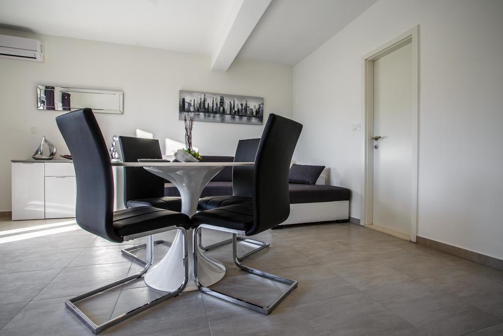 Luxury Apartments Budimir Podstrana Exterior photo